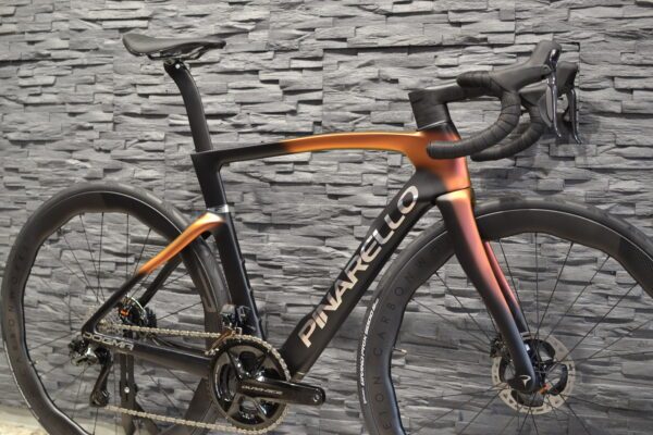 Pinarello Dogma F 2025 – Bild 2