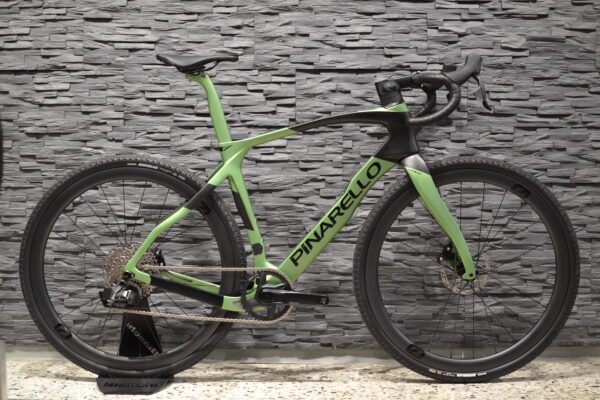 Pinarello Grevil F7 2025
