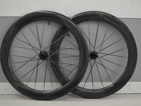Elitewheels Drive II Carbonspeichen 50D (±1300g), 65D (±1460g)