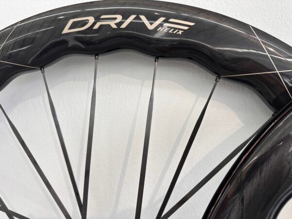 Elitewheels Drive Helix Carbonspeichen 57D CS (±1370g), 46D CS (±1285g) – Bild 5